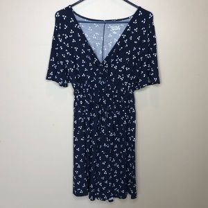Isabel maternity medium navy floral dress